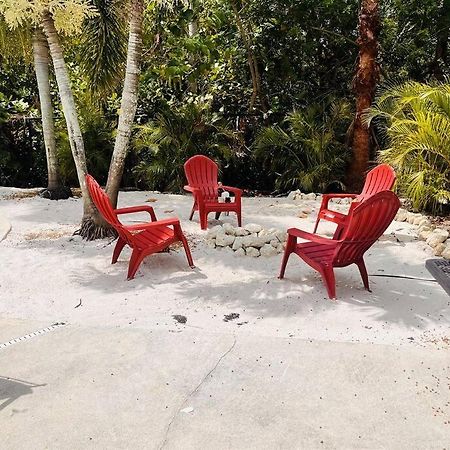 Beach, Sand, Firepit And Pool Clearwater Beach Εξωτερικό φωτογραφία