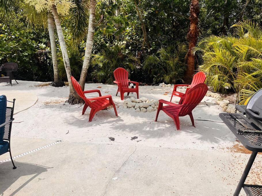 Beach, Sand, Firepit And Pool Clearwater Beach Εξωτερικό φωτογραφία
