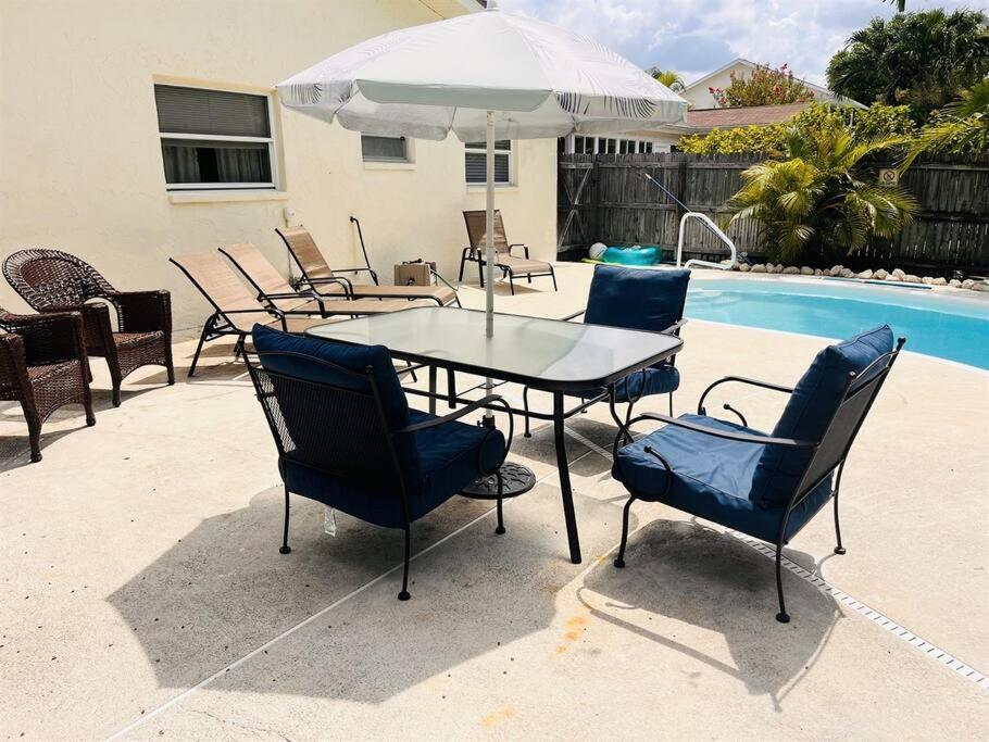 Beach, Sand, Firepit And Pool Clearwater Beach Εξωτερικό φωτογραφία